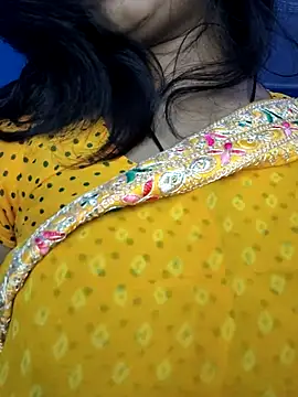 Taara1's cam snapshot