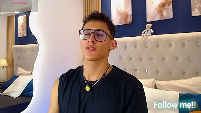 SalvadorFit's cam snapshot