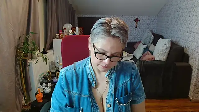 bigtits4you's cam snapshot