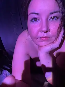 morningfaerie's cam snapshot