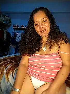 Gorditacarlota's cam snapshot