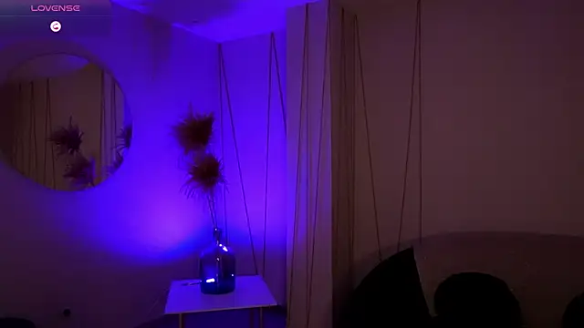 AliceHarper_'s cam snapshot