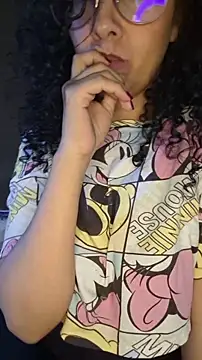 LondonHilton's cam snapshot