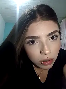 Gatita_Only17's cam snapshot