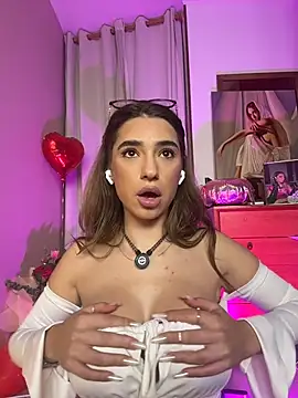 ItalianGirl live sex cam