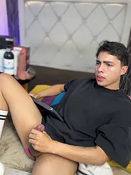 Samu_Hott live sex cam