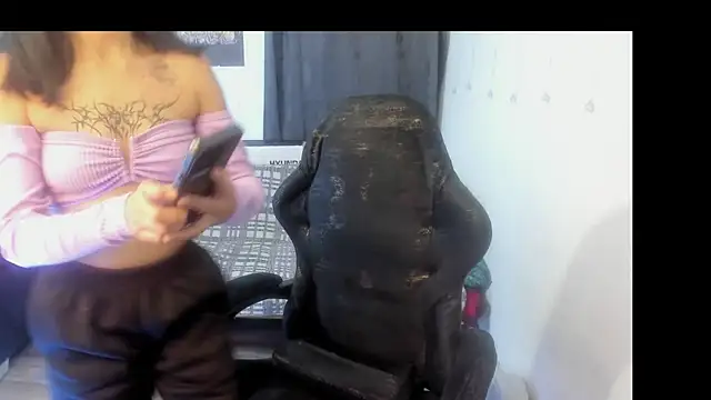 Candy__Girll18's cam snapshot