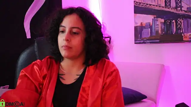 ilikelesbiankisses's cam snapshot