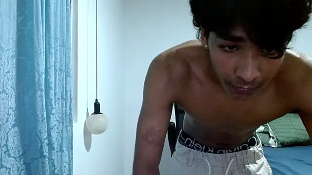 Pedestal_diamant live sex cam