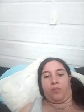 Camila-Valverde's cam snapshot