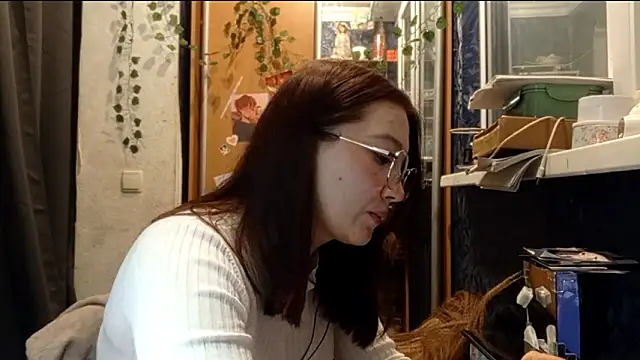 PhoebePalmer's cam snapshot