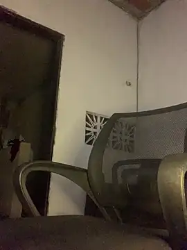 gabrielzinnnn085 live sex cam