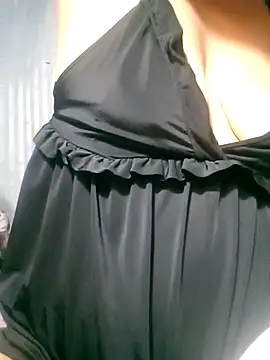 Hotmommax's cam snapshot