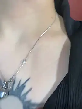 MilliDoll's cam snapshot