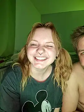 MichelleVibes18 live sex cam