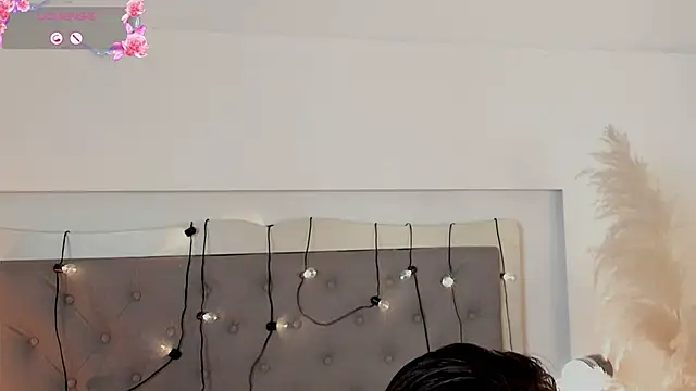 lea_walkerr live sex cam