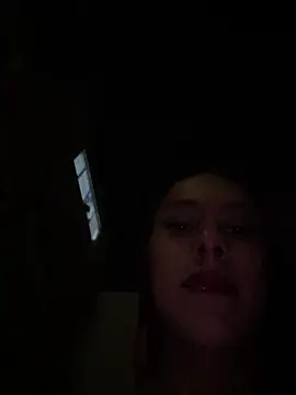 Emily-Fire's cam snapshot