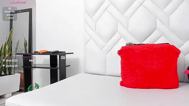 Mature_Skinny live sex cam