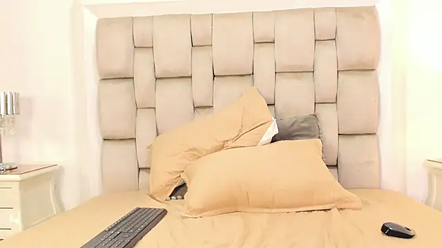 SamanthaFerrer__'s cam snapshot