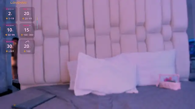 MissValeriePink live sex cam