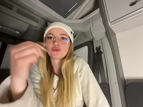 melanieTesss live sex cam