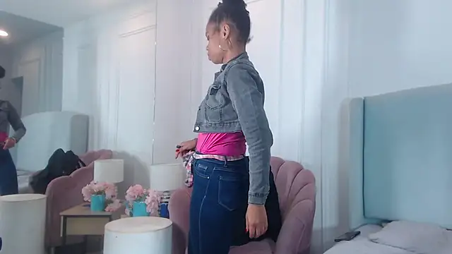 ChantalGarner live sex cam