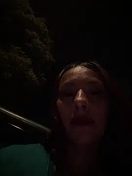 Emily-Fire's cam snapshot