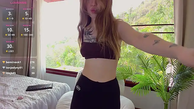 YourElizabethh's cam snapshot