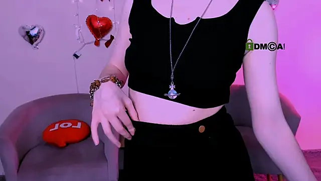 lizzie_boom_'s cam snapshot