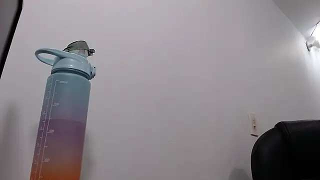 emiliaa_hot's cam snapshot