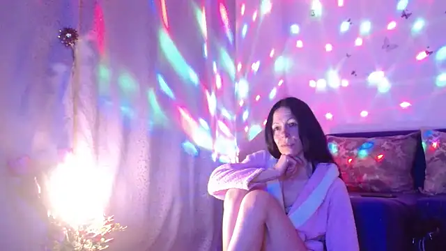 ElysaSun's cam snapshot