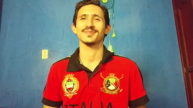 HomeAloneK live sex cam