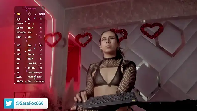 Sara_Foxx1's cam snapshot