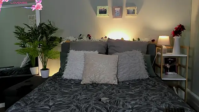 HotStellaaa's cam snapshot