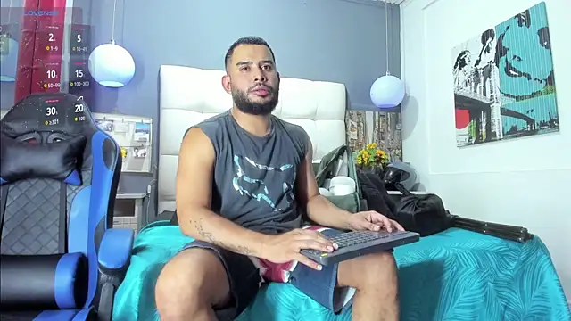 THIAGOXBIG live sex cam