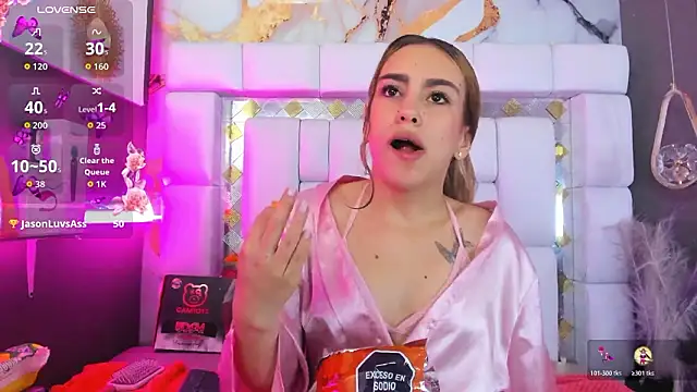 Natasha-Adams's cam snapshot