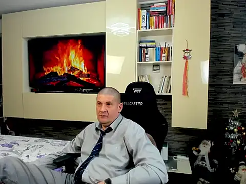 SpartacusDaddy48 live sex cam