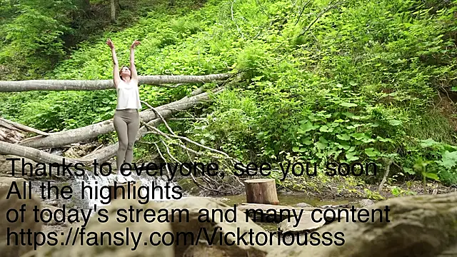 Victoria1Love's cam snapshot