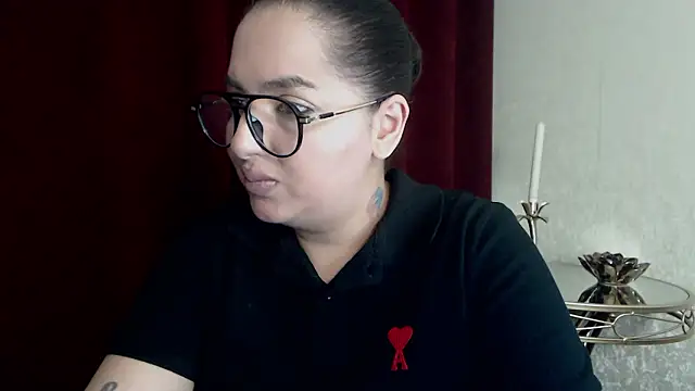 BustyAllyy's cam snapshot