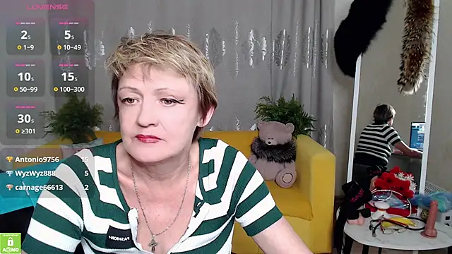 SexyGrandma_'s cam snapshot