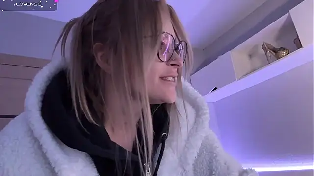 SashaRock's cam snapshot