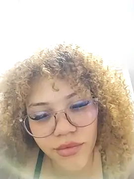 SirenRouge_69's cam snapshot