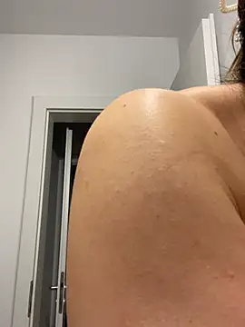 NadiraNoor's cam snapshot