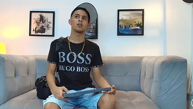 Sexy_boys_hell2's cam snapshot