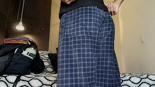 Damon_Salvarote_S's cam snapshot