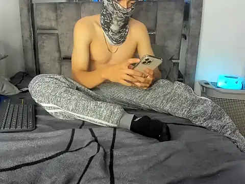 Master_Ruthless77's cam snapshot