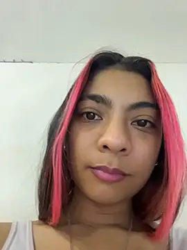 SusiJames_'s cam snapshot