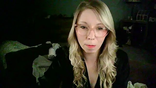 NikkiB653466's cam snapshot