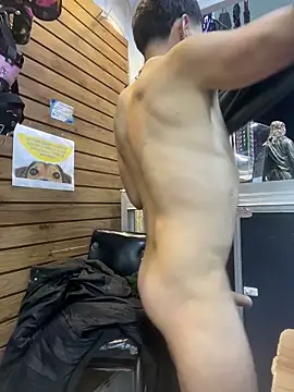 Leonardmoppet live sex cam