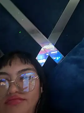 TrianaMor's cam snapshot